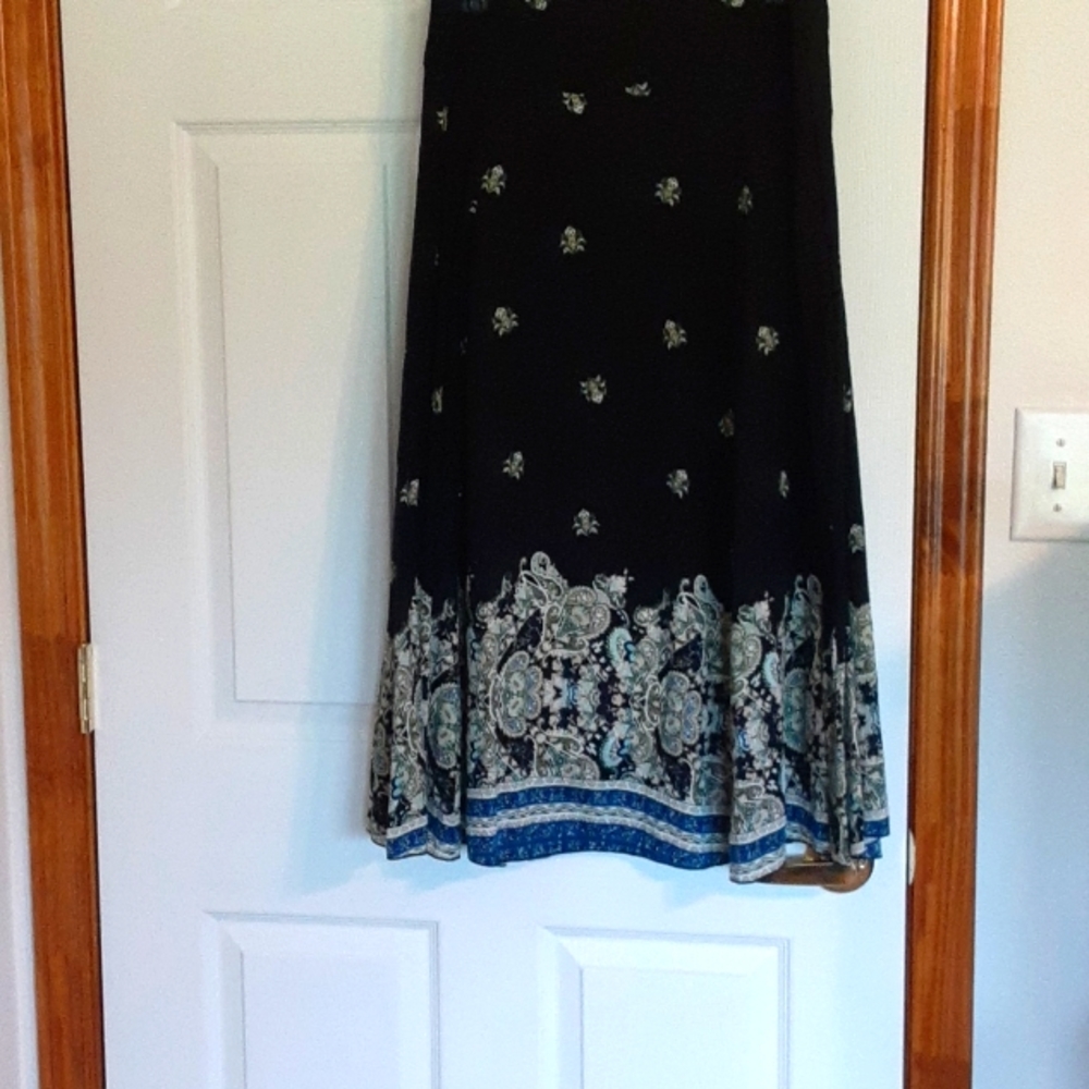 EUC - Laura Scott Skirt